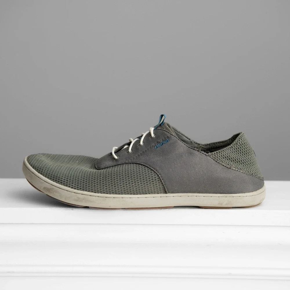 OluKai Nohea Moku Sz 11.5 Gray Mesh Slip on Boat Shoes Beach Minimalist Slip Ons